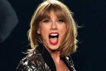 Taylor Swift SURPRISES Fans with Reputation Listening Party