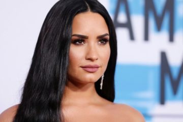 Demi Lovato RESPONDS to Fan who accused her of BREAKING Sobriety