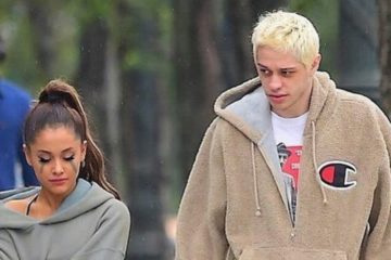 Ariana Grande CRYING while out for the first time since Mac Miller