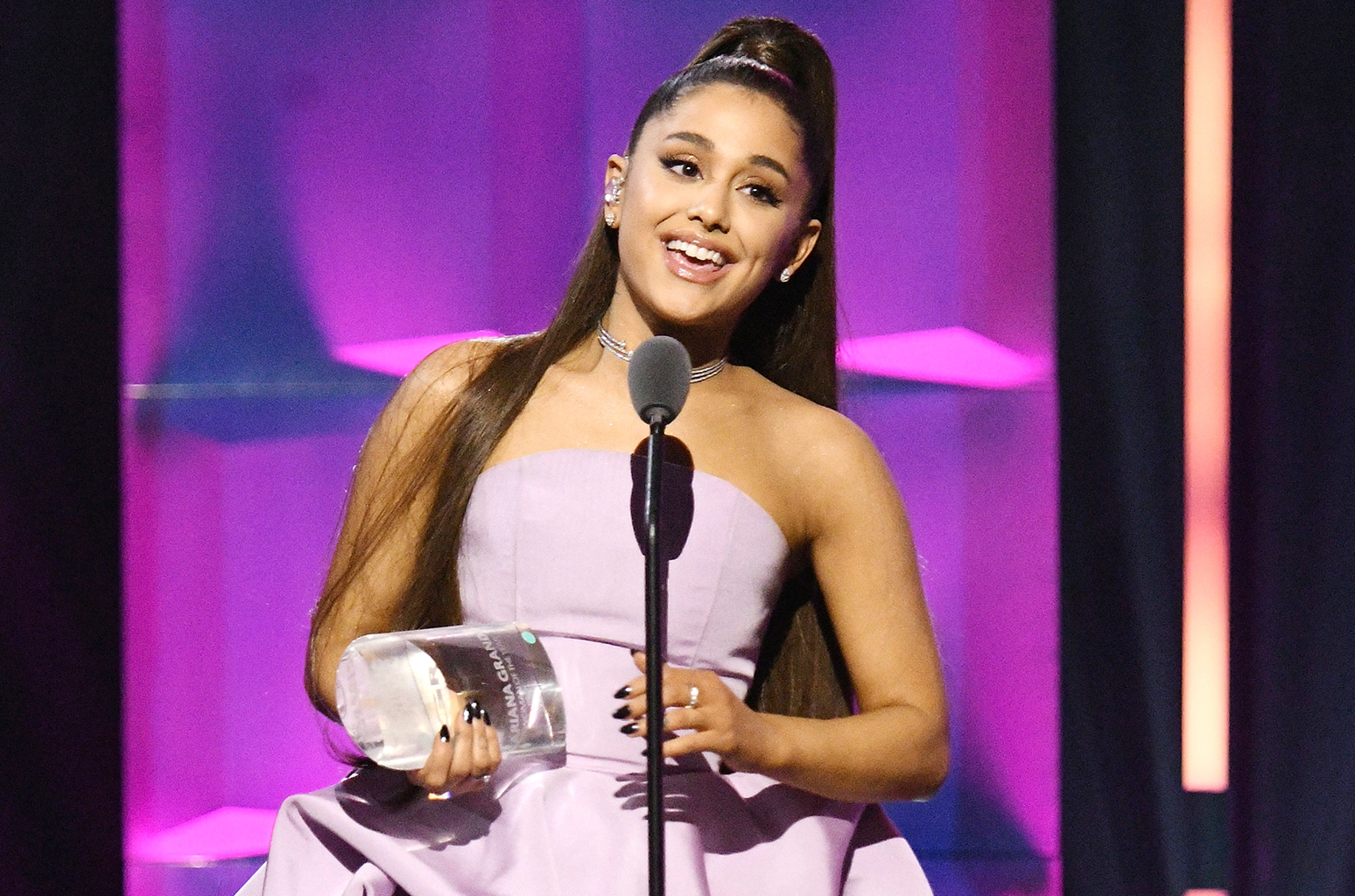 Ariana Grande - Billboard Woman of the Year Speech + Performance 2018 - The Ultimate ...1548 x 1024